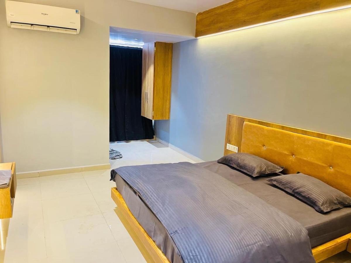 Oyo Florence Hotel Сурат Екстер'єр фото